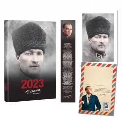 Atatürk Defter Seti - Komutan