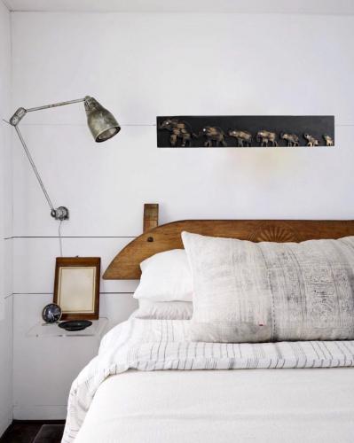 7'li Kabartma Fil, Ahşap Tablo, Siyah Üstü Altın Varaklı - Halkkitabev