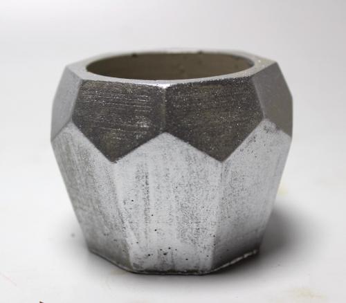 Elmas Beton Saksı - Gümüş - Halkkitabevi