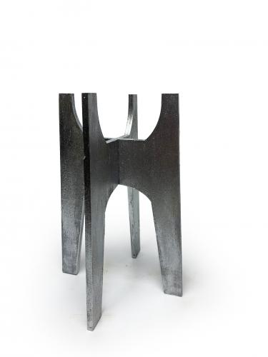 Akali Ayaklı Beton Saksı - Seri 5 - Halkkitabevi