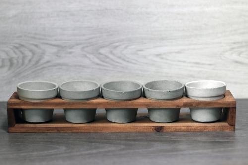 HK Dekor Lora 5'li Beton Saksı ve Ahşap Stand