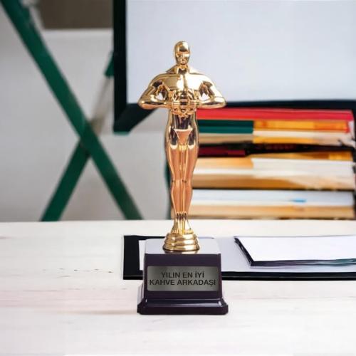 Kişiye Özel Oscar Ödülü - Halkkitabevi